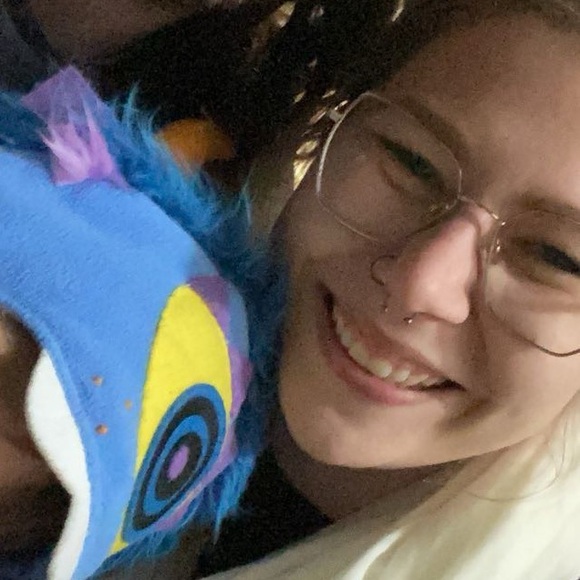 Meet your Posher, Ryleigh - Picture 3 of 3